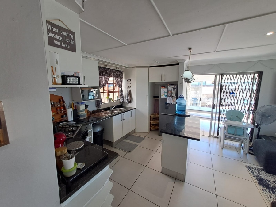 2 Bedroom Property for Sale in Nahoon Valley Park Eastern Cape